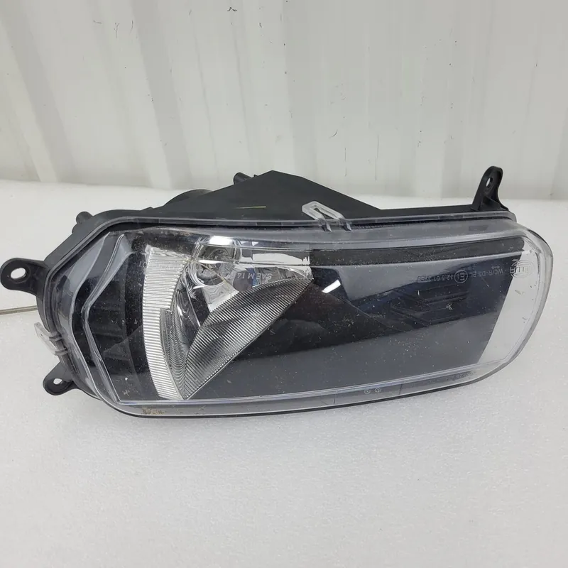 (new ref. 710004701) lh headlamp Expédié Aujourd’hui